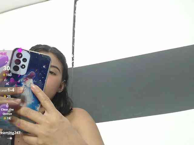 Evelyn-blak webcam