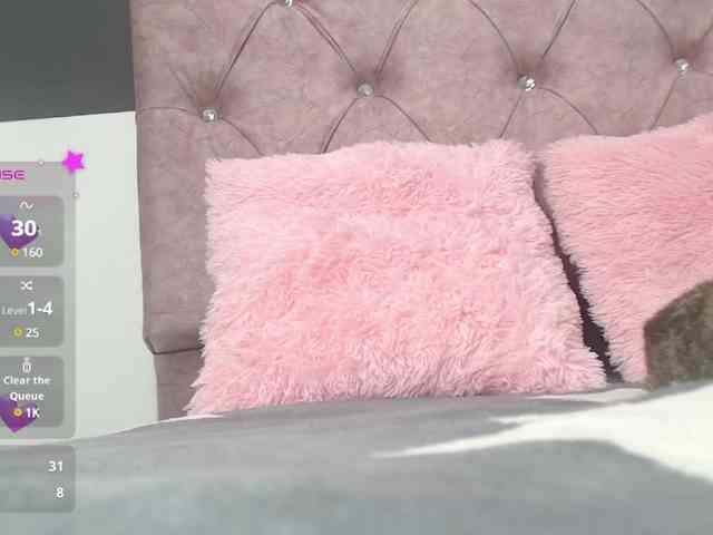 Evelyn-blak webcam