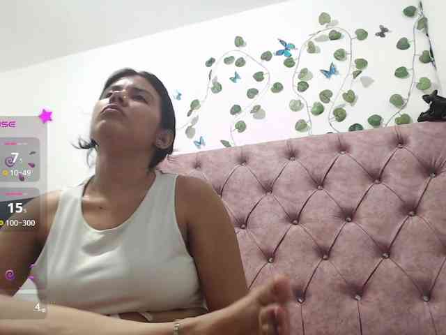 Evelyn-blak webcam