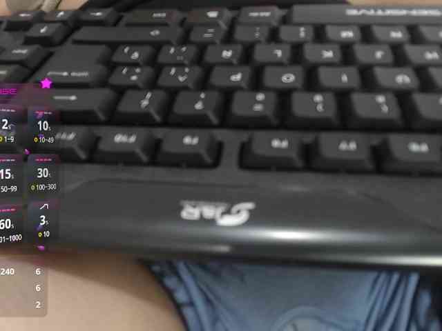 Evelyn-blak webcam