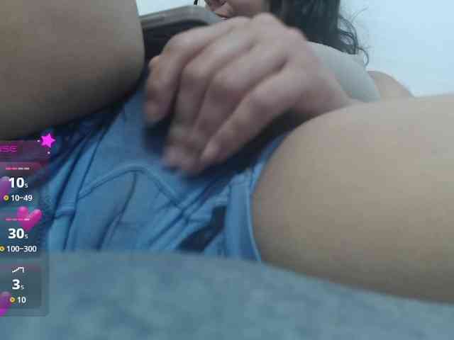 Evelyn-blak webcam