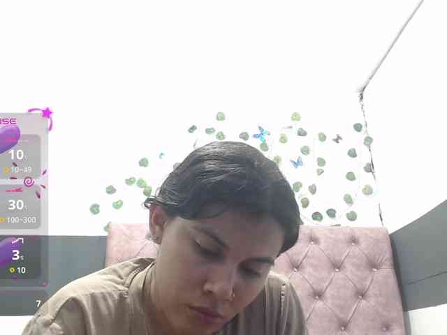 Evelyn-blak webcam