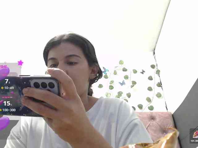 Evelyn-blak webcam