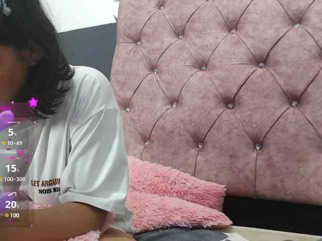Evelyn-blak webcam