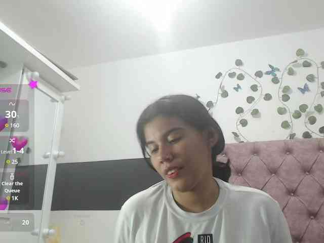 Evelyn-blak webcam