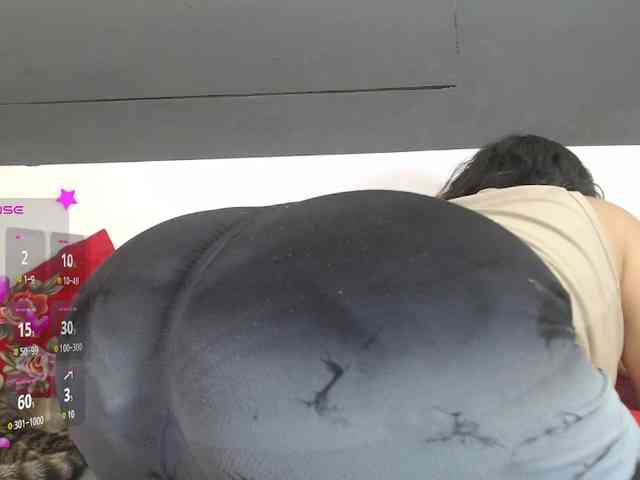Evelyn-blak webcam