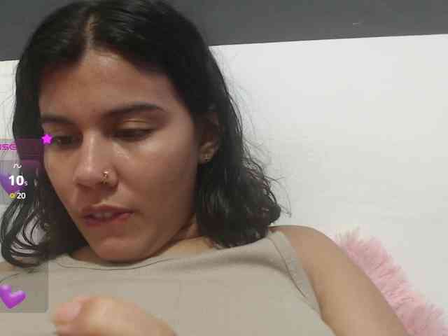 Evelyn-blak webcam