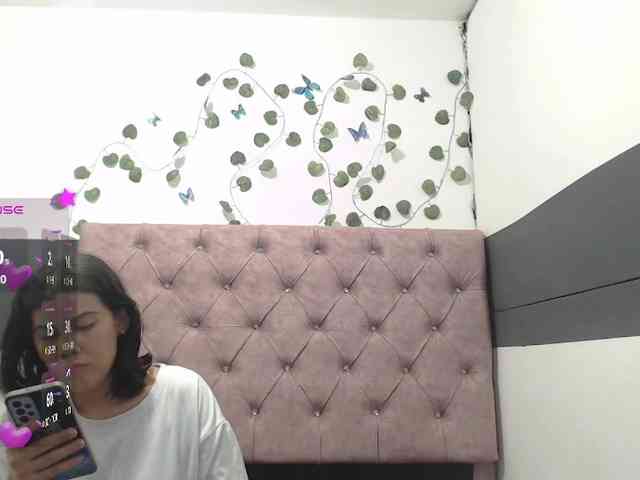 Evelyn-blak webcam