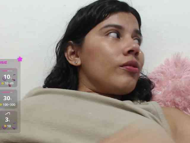 Evelyn-blak webcam