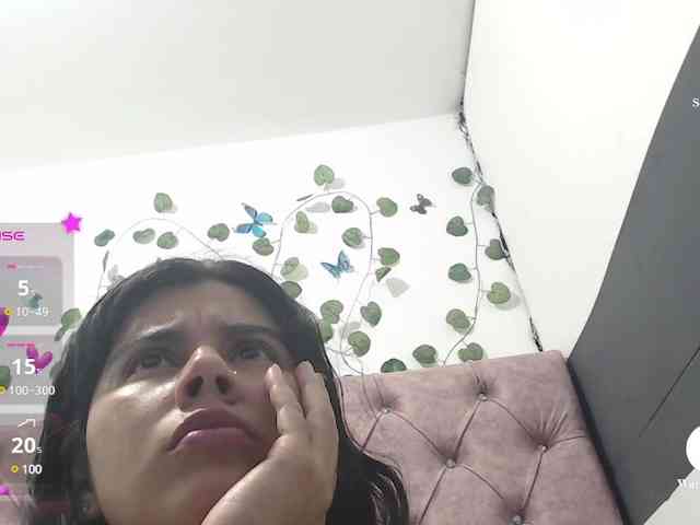 Evelyn-blak webcam