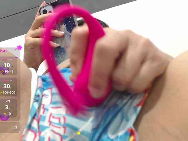 Evelyn-blak webcam