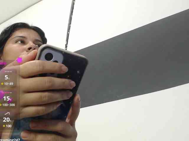 Evelyn-blak webcam