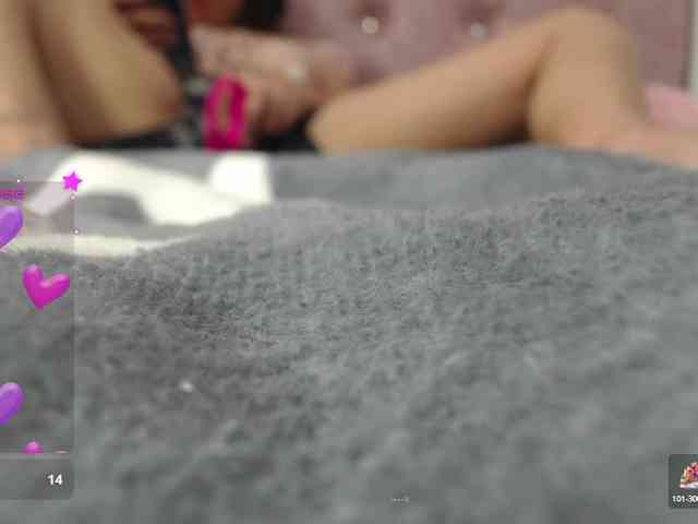 Evelyn-blak webcam