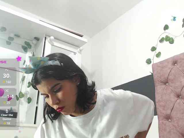 Evelyn-blak webcam