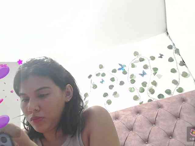 Evelyn-blak webcam