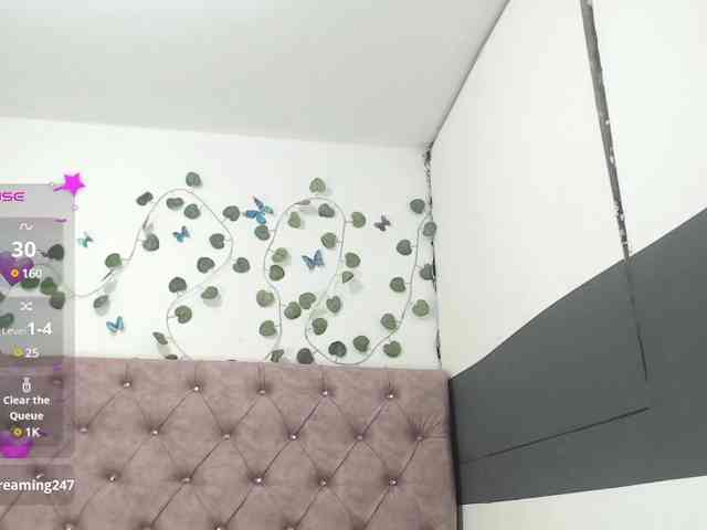 Evelyn-blak webcam