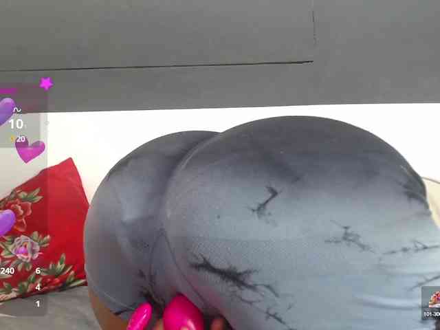 Evelyn-blak webcam