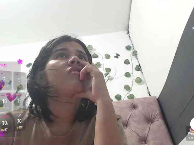 Evelyn-blak webcam