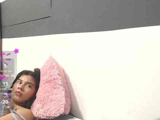 Evelyn-blak webcam
