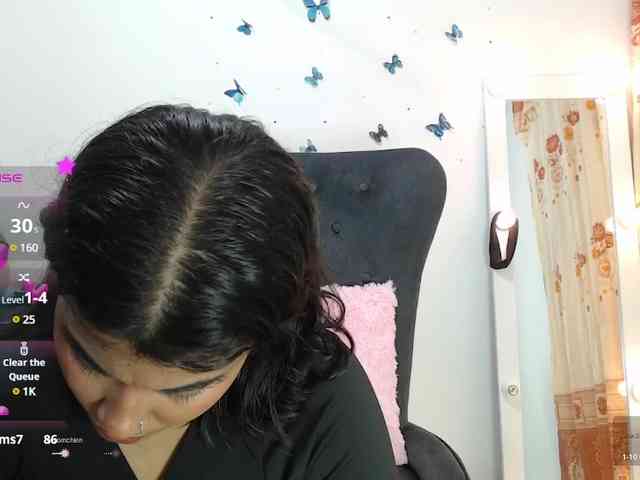 Evelyn-blak webcam