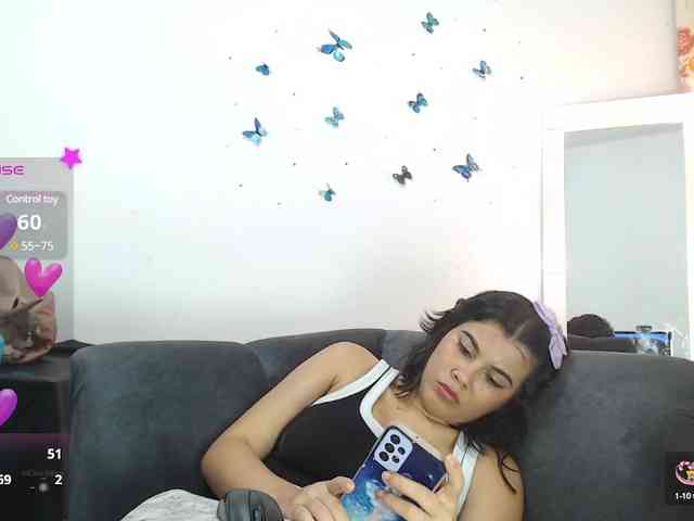 Evelyn-blak webcam