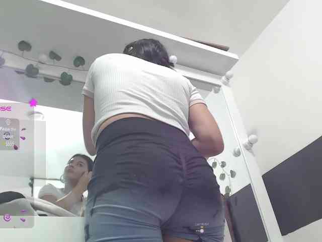 Evelyn-blak webcam