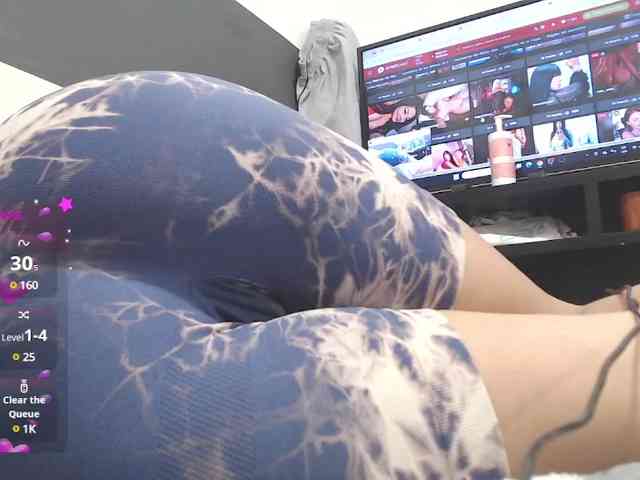 Evelyn-blak webcam