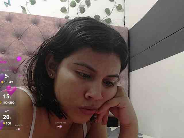 Evelyn-blak webcam