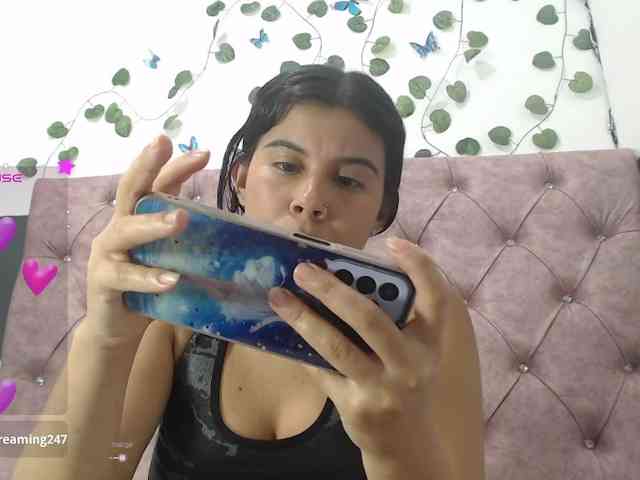 Evelyn-blak webcam