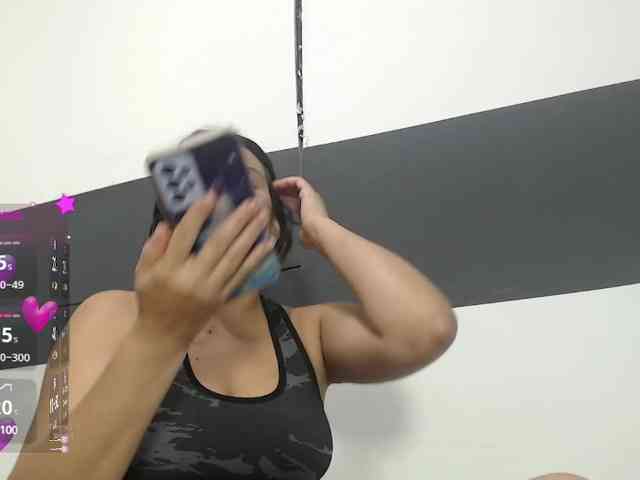 Evelyn-blak webcam