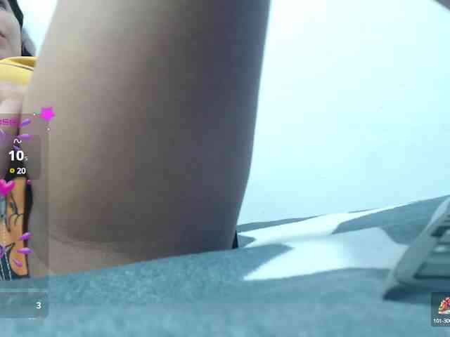 Evelyn-blak webcam
