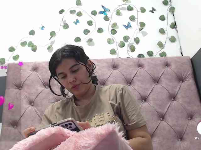 Evelyn-blak webcam