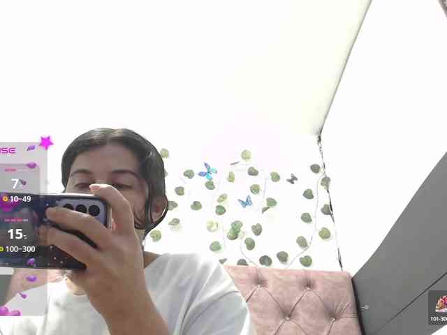 Evelyn-blak webcam