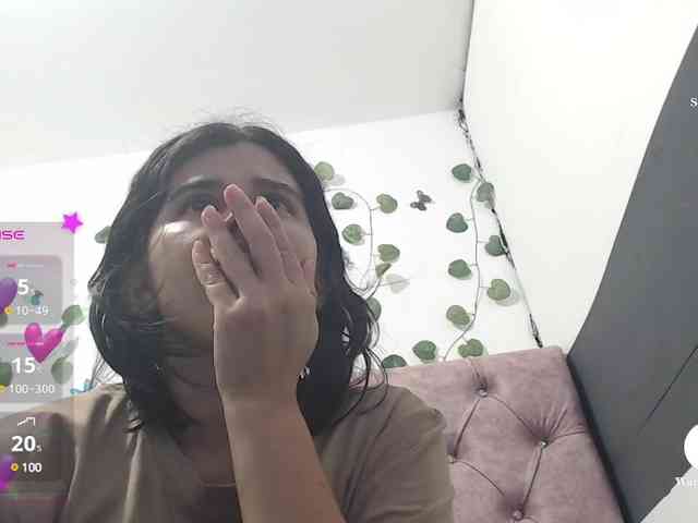 Evelyn-blak webcam