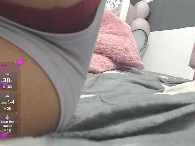 Evelyn-blak webcam