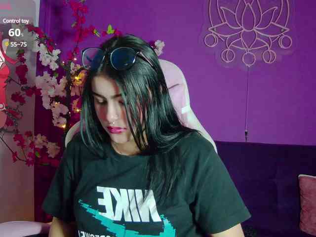 vynx-darkfire webcam