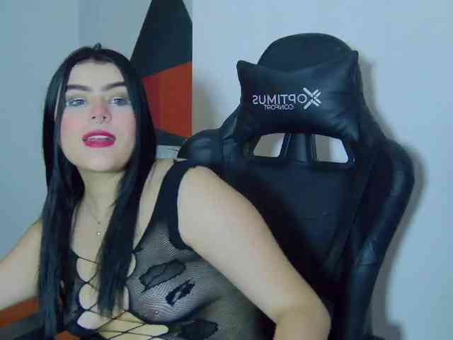 vynx-darkfire webcam
