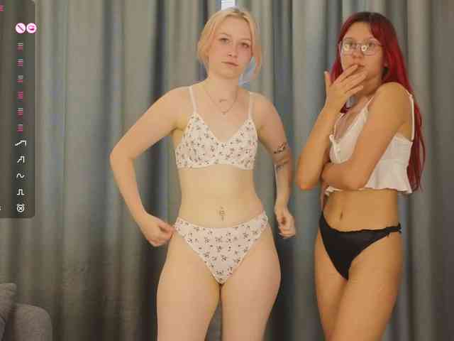 HolyLesly webcam