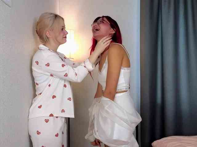 cam2cam chat HolyLesly