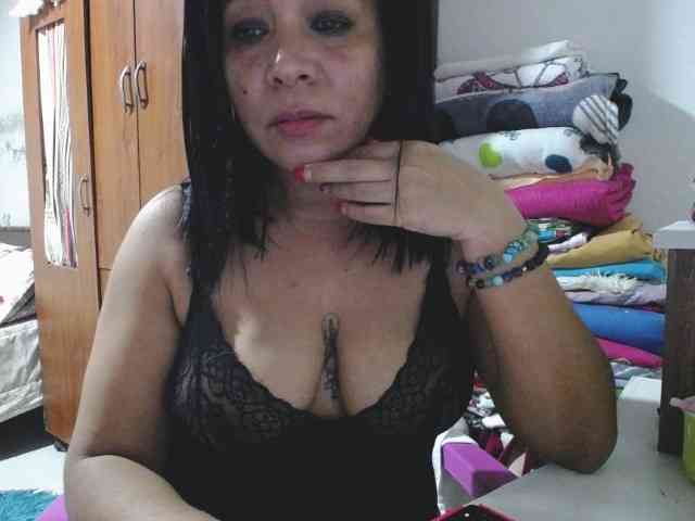 pregnantsaraxxx