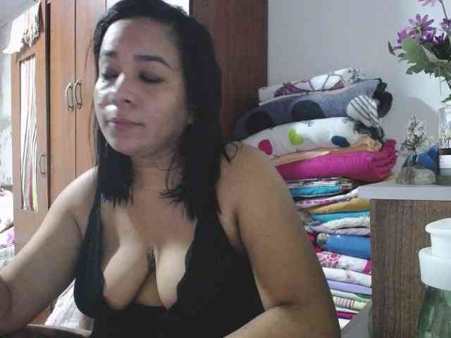 pregnantsaraxxx