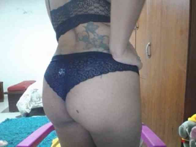 pregnantsaraxxx webcam