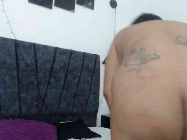 pregnantsaraxxx webcam