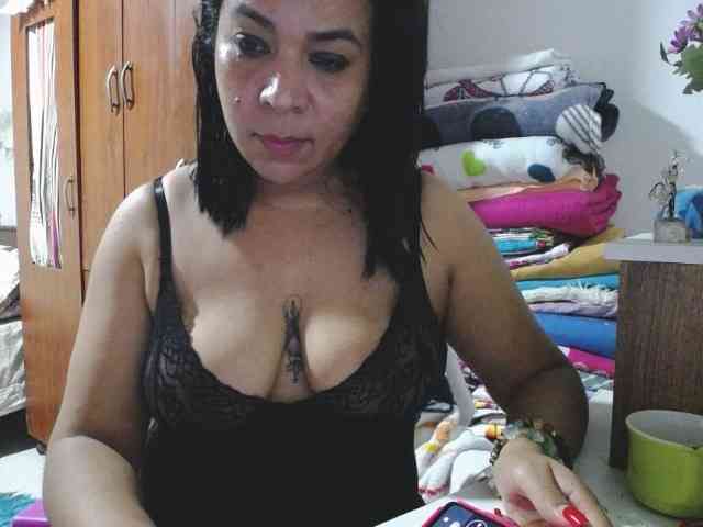 pregnantsaraxxx
