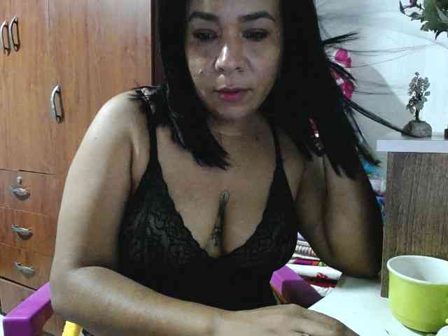 pregnantsaraxxx