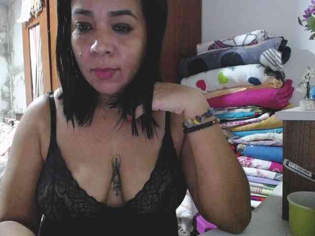 free live porn cam Pregnantsaraxxx