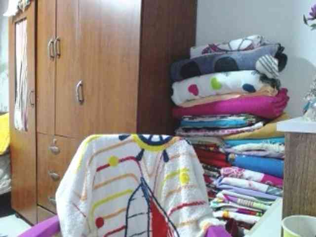 pregnantsaraxxx webcam