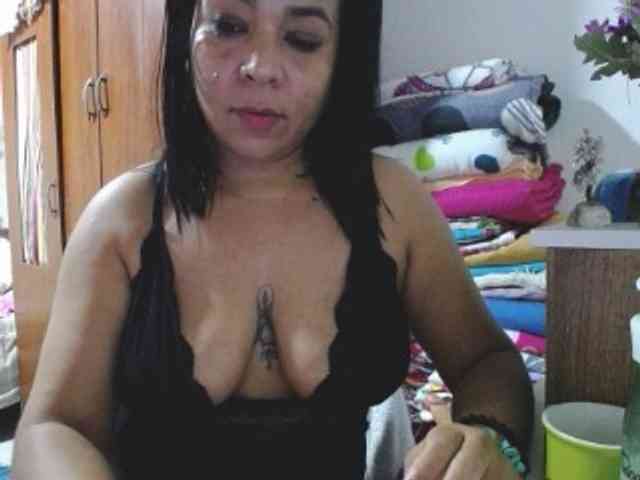 pregnantsaraxxx