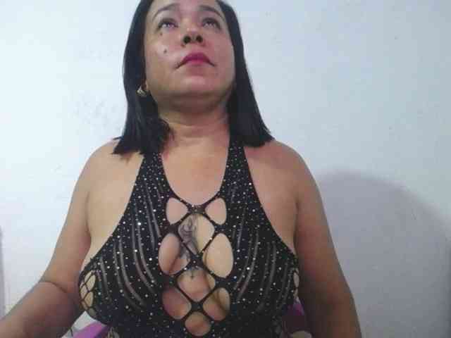 pregnantsaraxxx
