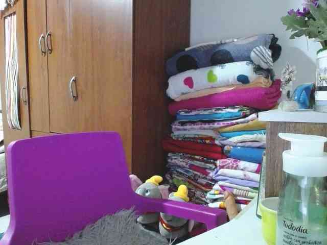 pregnantsaraxxx webcam